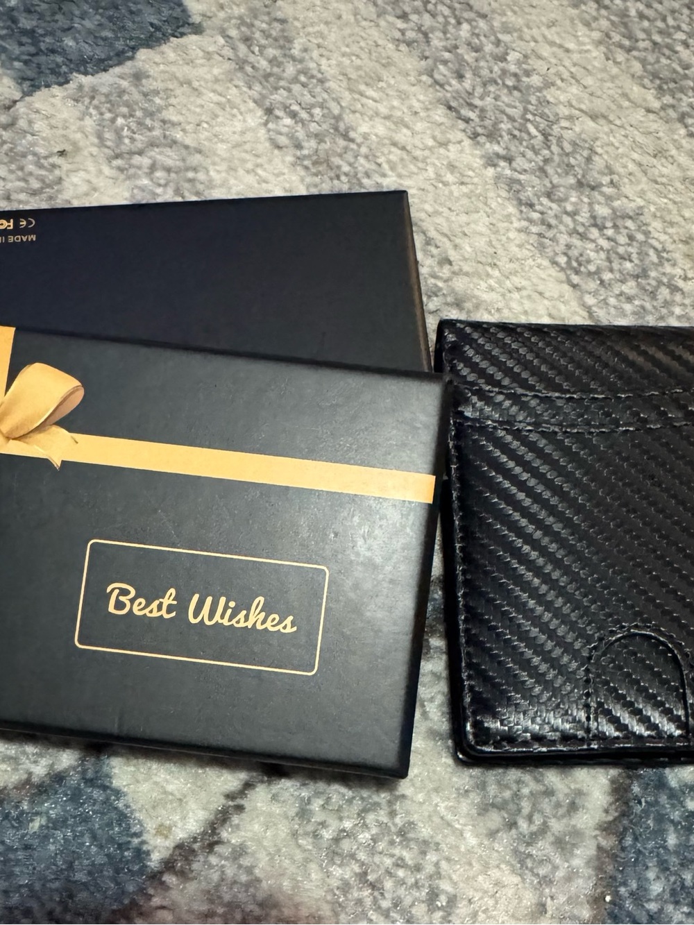 Black Carbon-Texture Men's Wallet - Unbranded